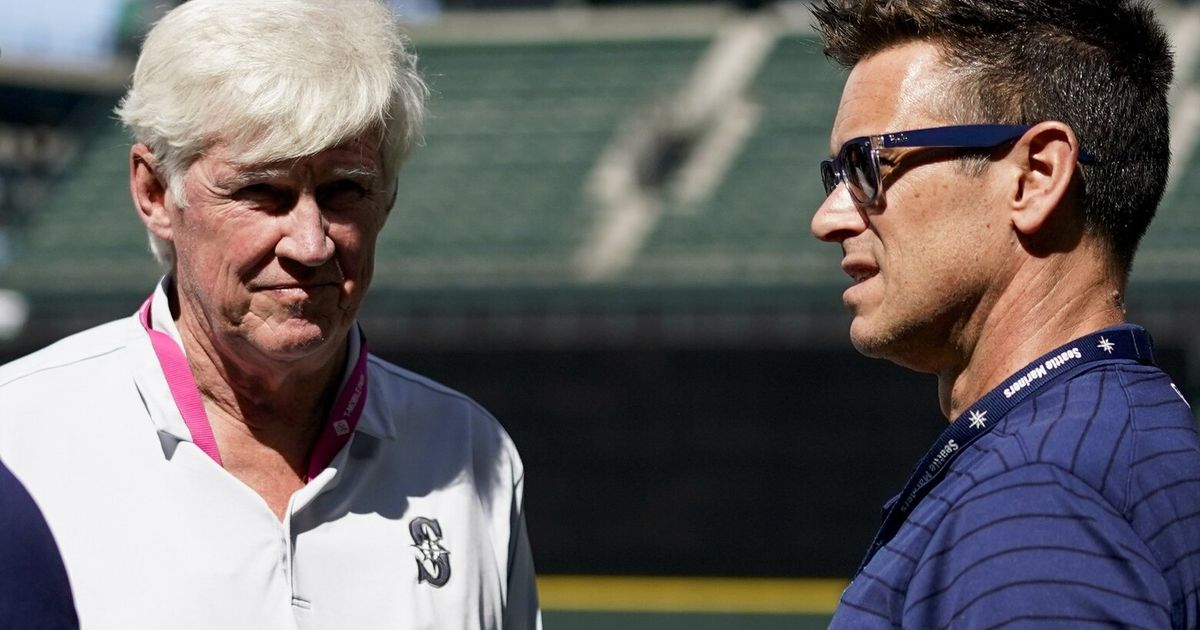 John Stanton and Jerry Dipoto Draw Criticism from Mariners Fans