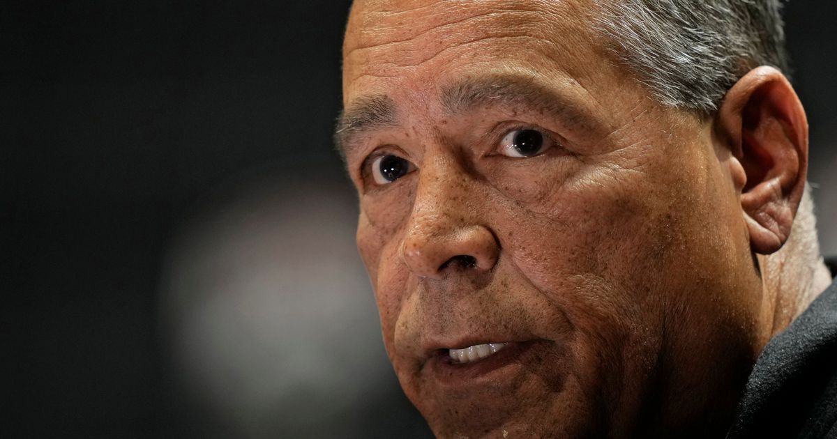 Kelvin Sampson's Take on the Big 12 Conference: Comparing Teams to German Shepherds and Shih Tzus
