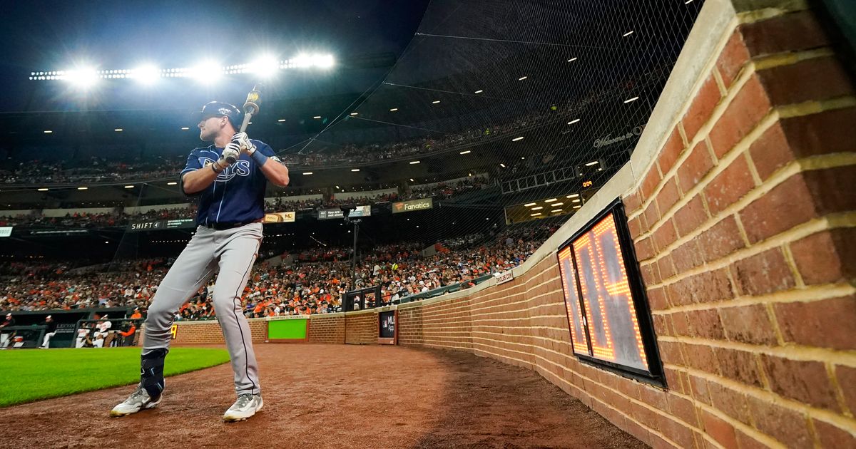 MLB Pitch Clock Reduces Game Time by 24 Minutes, Players Steal Most Bases Since 1987