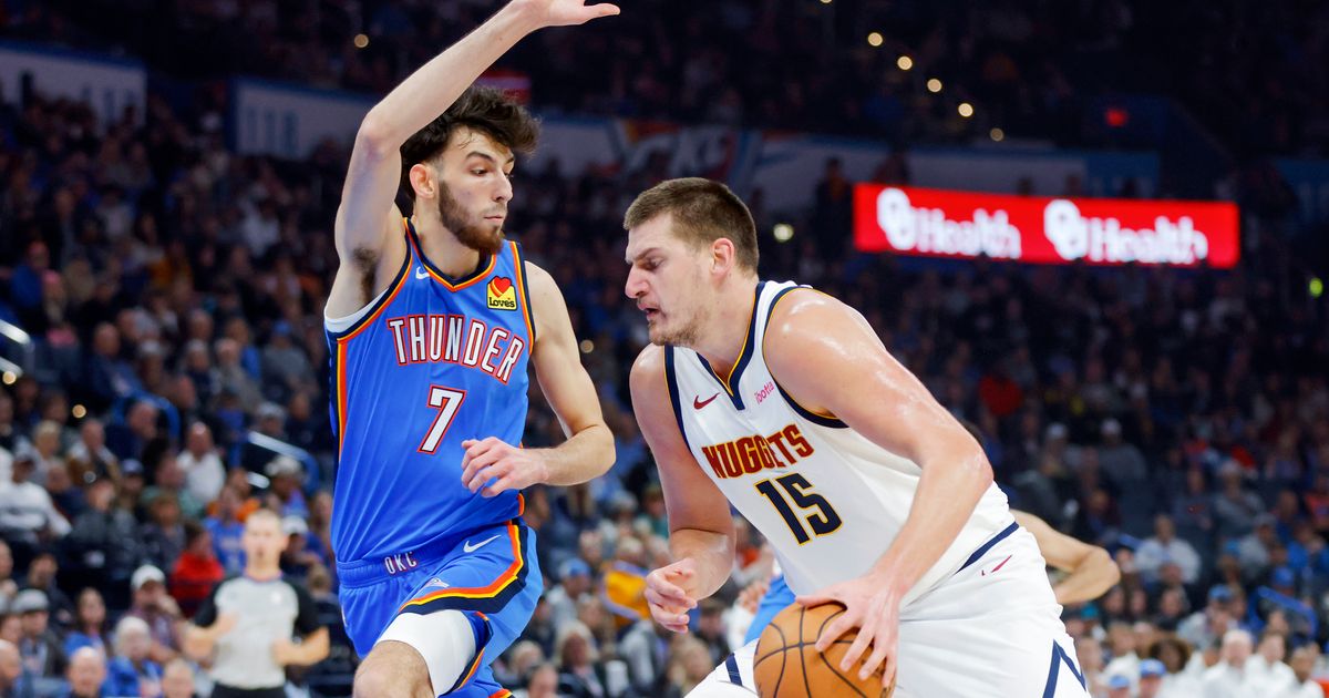 Nikola Jokic's 28 Points Help Denver Nuggets Defeat Oklahoma City Thunder 128-95 in Head Coach Mike Holmgren's First Home Game