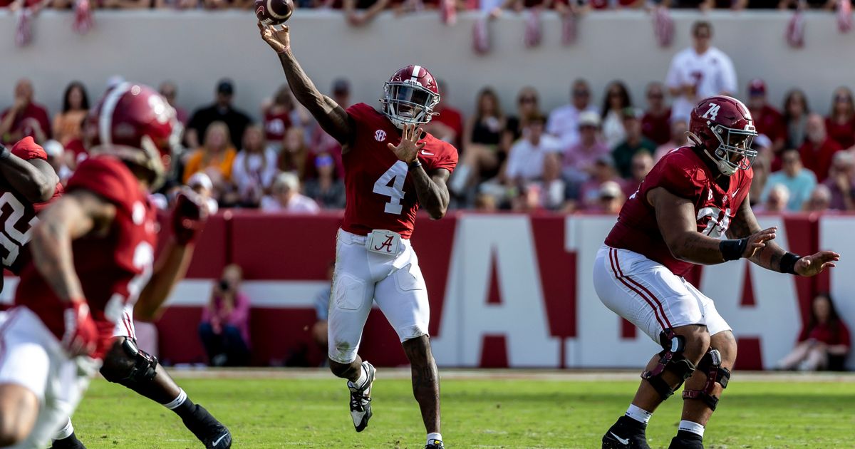 No. 11 Alabama Overcomes Deficit to Defeat No. 17 Tennessee 34-20