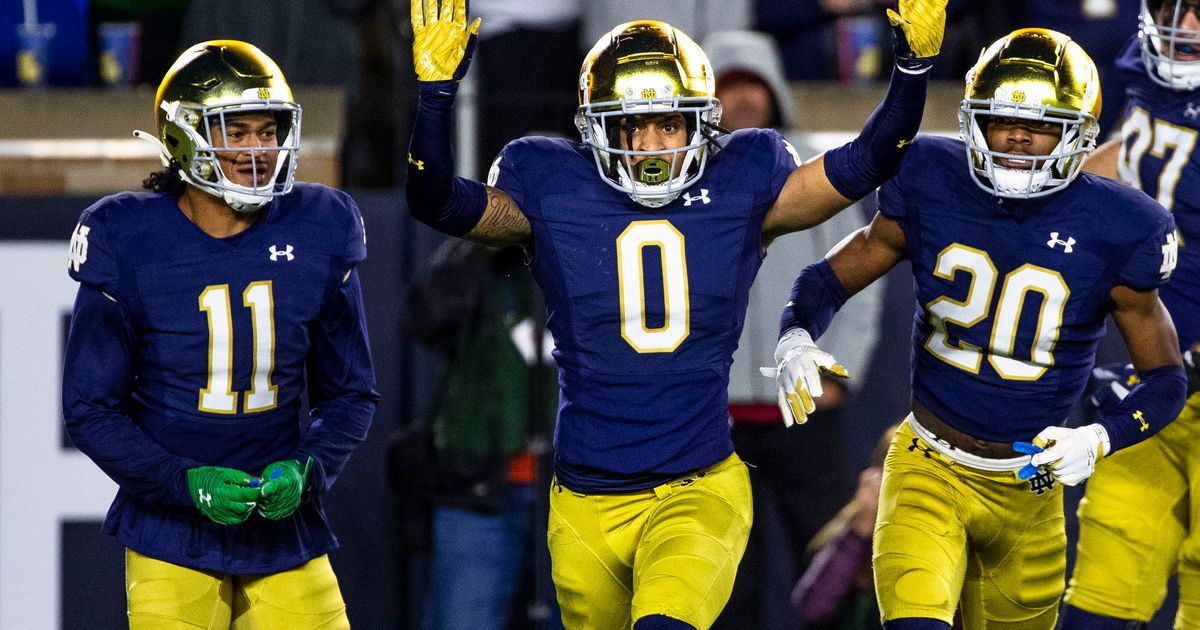 No. 21 Notre Dame Dominates No. 10 USC with 48-20 Win, Handing Trojans First Loss of Season