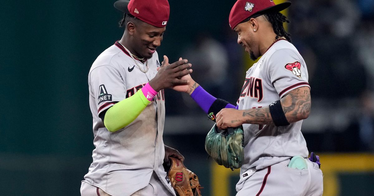 No Errors Recorded in First Two World Series Games by Diamondbacks and Rangers, Continuing Year-Long Trend