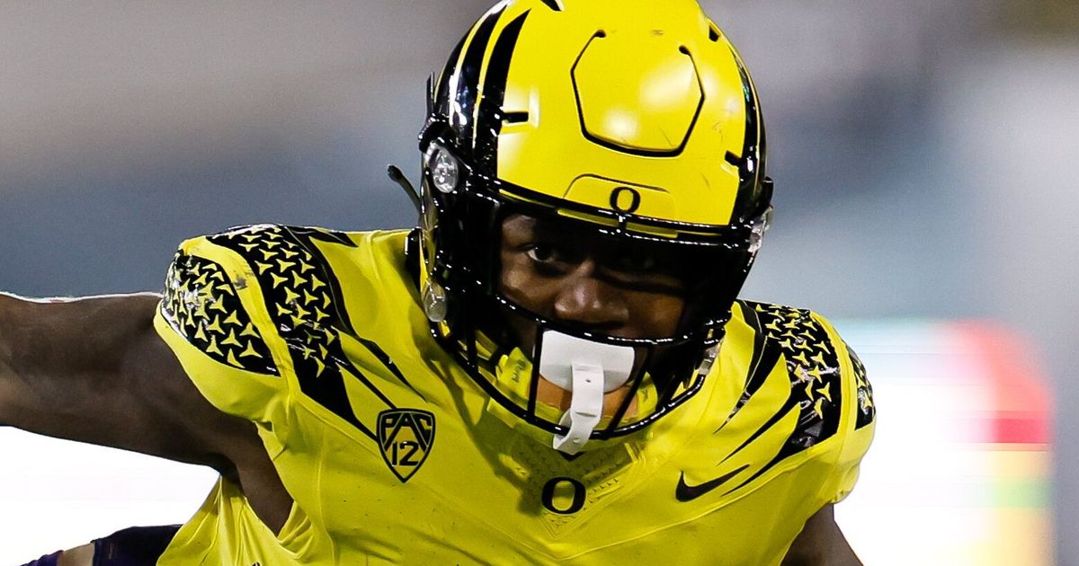 Oregon vs. Washington: Key Factors to Consider in Top-10 Matchup and Prediction