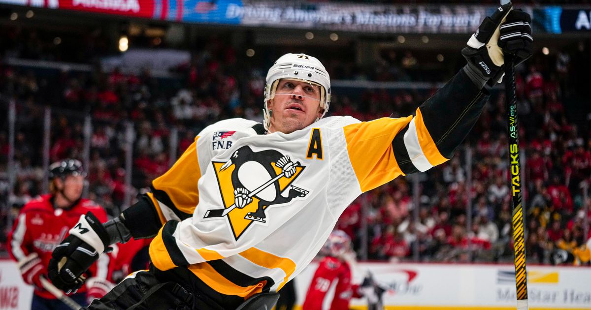 Penguins Defeat Capitals in Season Opener Led by Crosby and Malkin