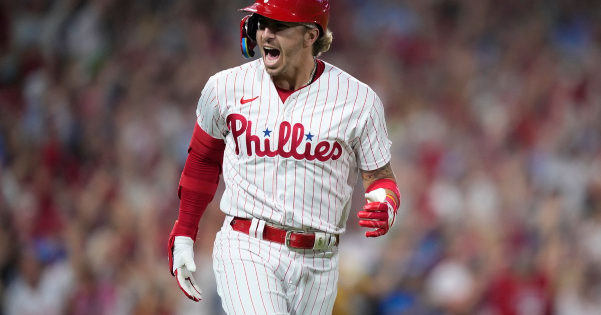 Phillies Sweep Marlins to Advance to NL Division Series Rematch with MLB-Best Braves