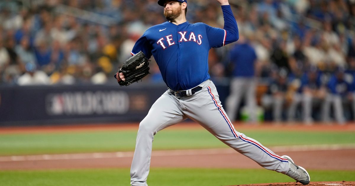 Rangers Shut Out Rays 4-0 in AL Wild Card Series Opener