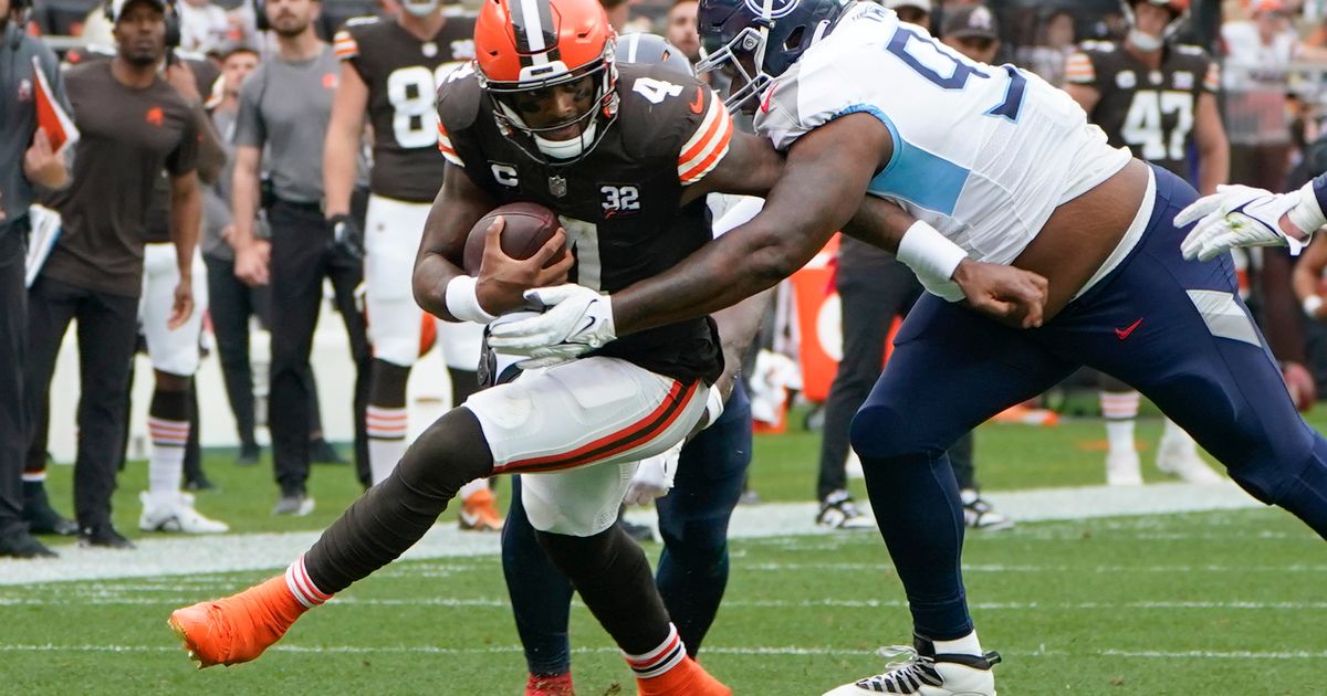 Rookie Thompson Robinson to Start at Quarterback for Browns in Place of Injured Deshaun Watson Against Ravens