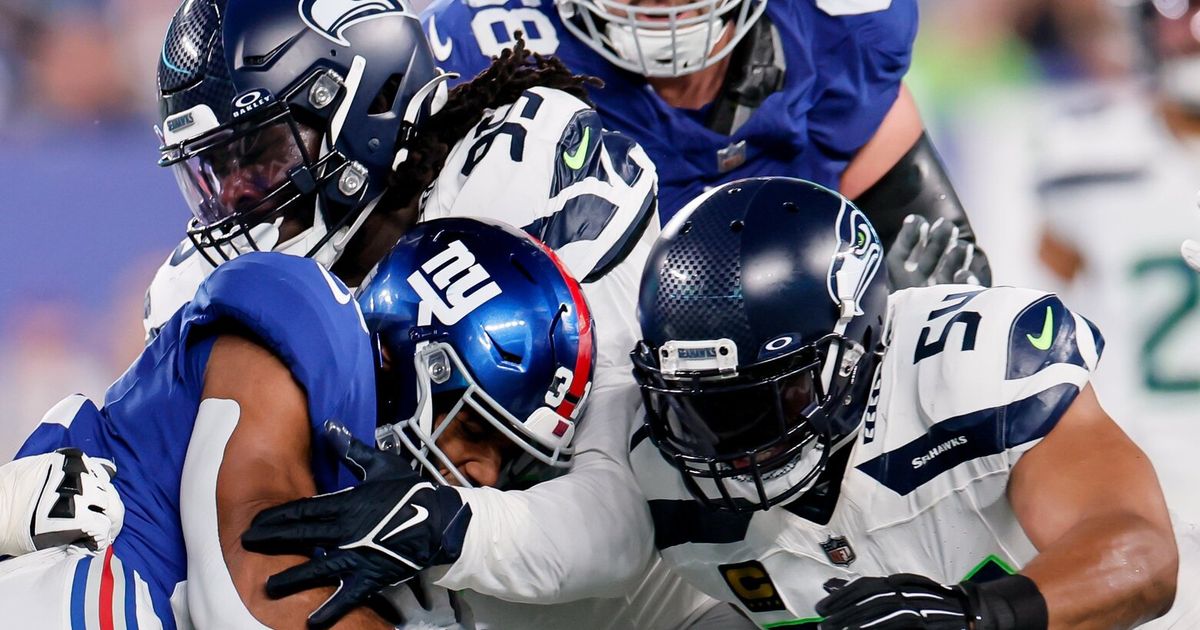 Seahawks Reflect on History as Defense Joins Throwbacks in Mindset