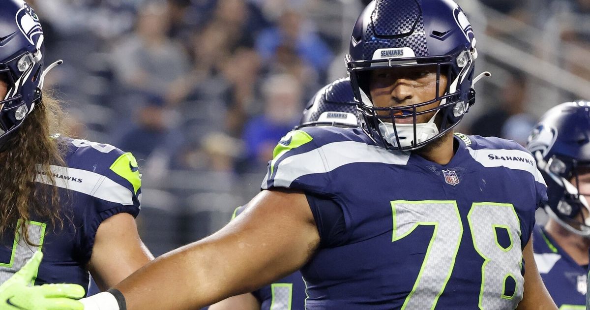 Stone Forsythe's Stellar Performance in the Seattle Seahawks' Lineup