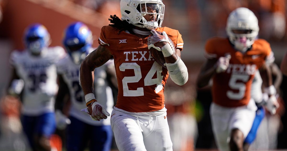 Texas and Oklahoma Could Be Ranked Even Higher in the AP Top 25 Reality Check: Red River Rivalry Edition