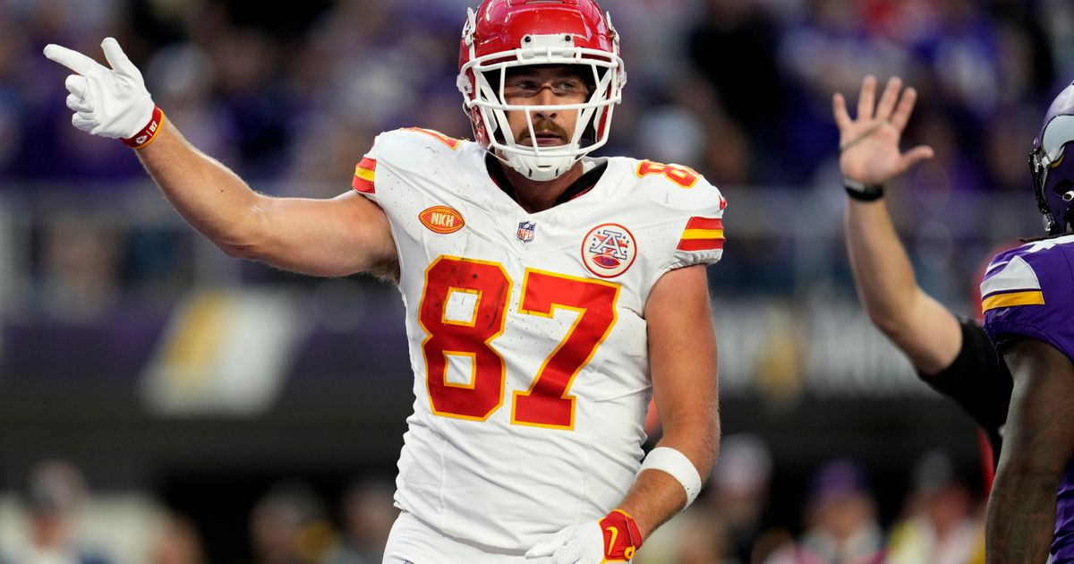 Travis Kelce Overcomes Injury and Insult with Taylor Swift Lyrics