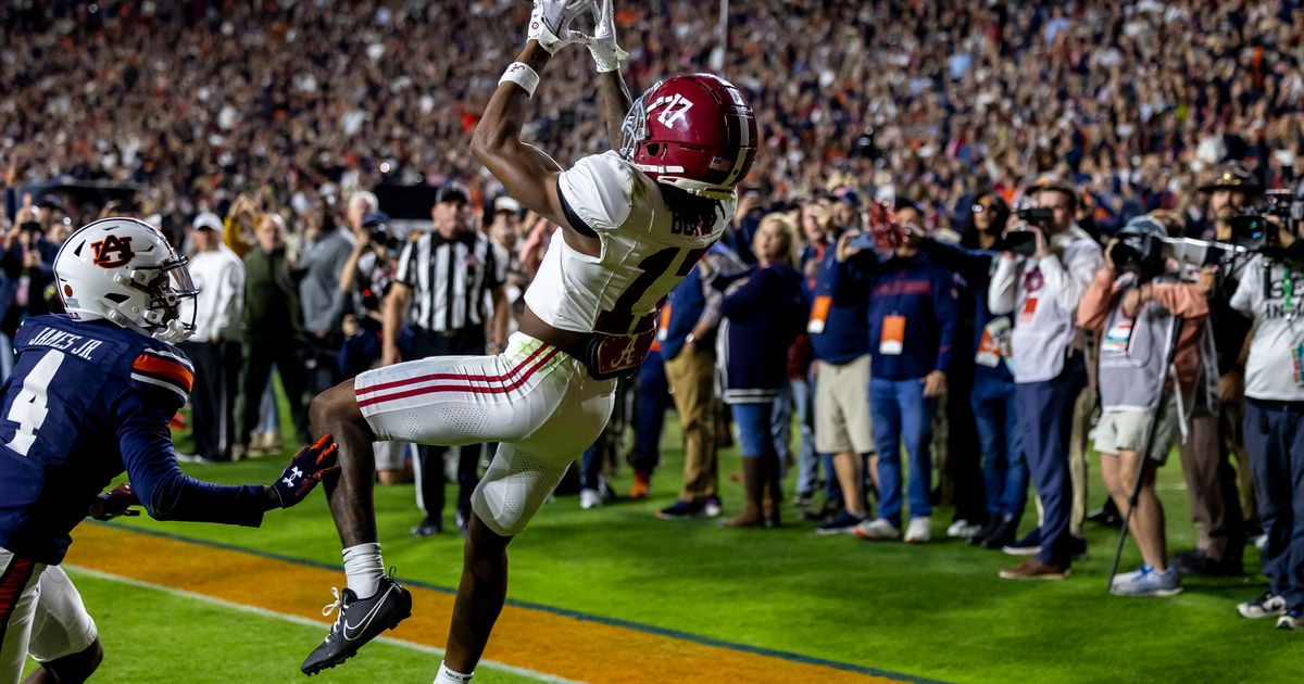Alabama No. 8 Secures 27-24 Victory Over Auburn Thanks to Milroe's Fourth-and-31 TD Pass to Bond