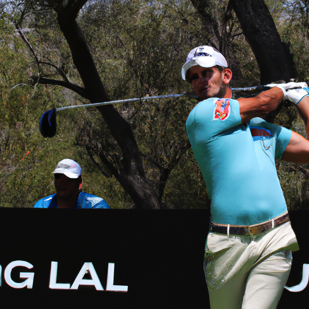 Camilo Villegas Leads After Two Rounds of Mexico Championship