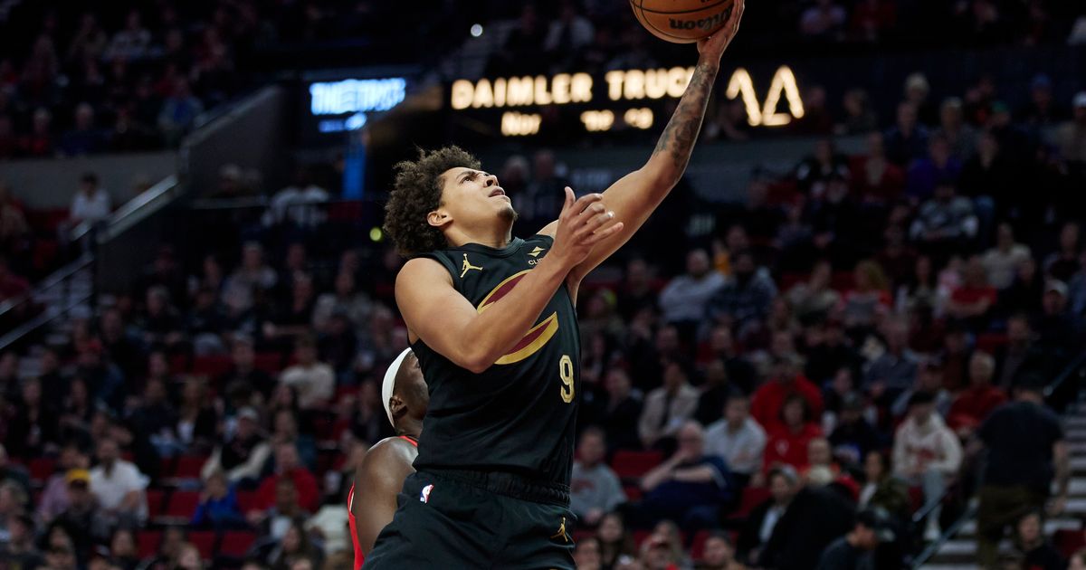 Cavaliers Defeat Trail Blazers 109-95, Mitchell Scores 34 Points on Road Trip