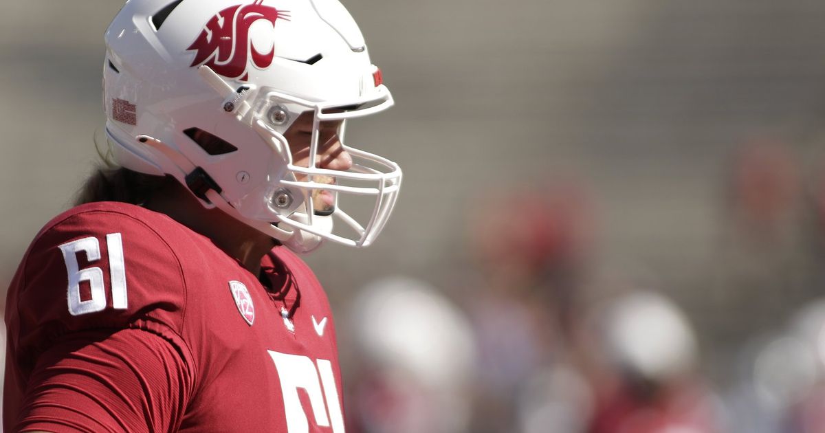 Christian Hilborn of Washington State University Ignores Distractions to Focus on Football