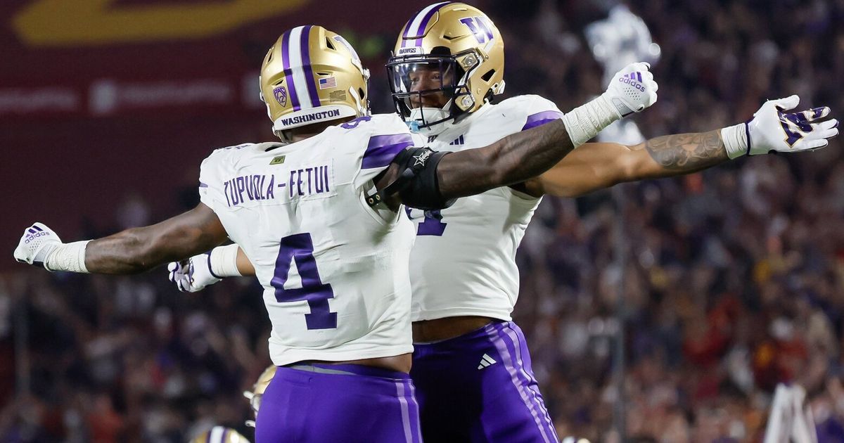 College Football Playoff Rankings Remain Unchanged for University of Washington Huskies After Victory Over USC