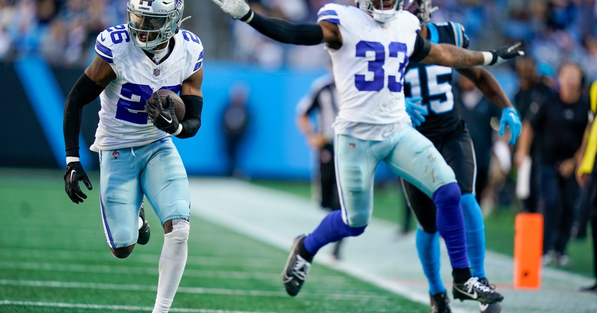 Cowboys' DaRon Bland Sets NFL Record with 4th Pick-6 of Season in 33-10 Victory Over Panthers