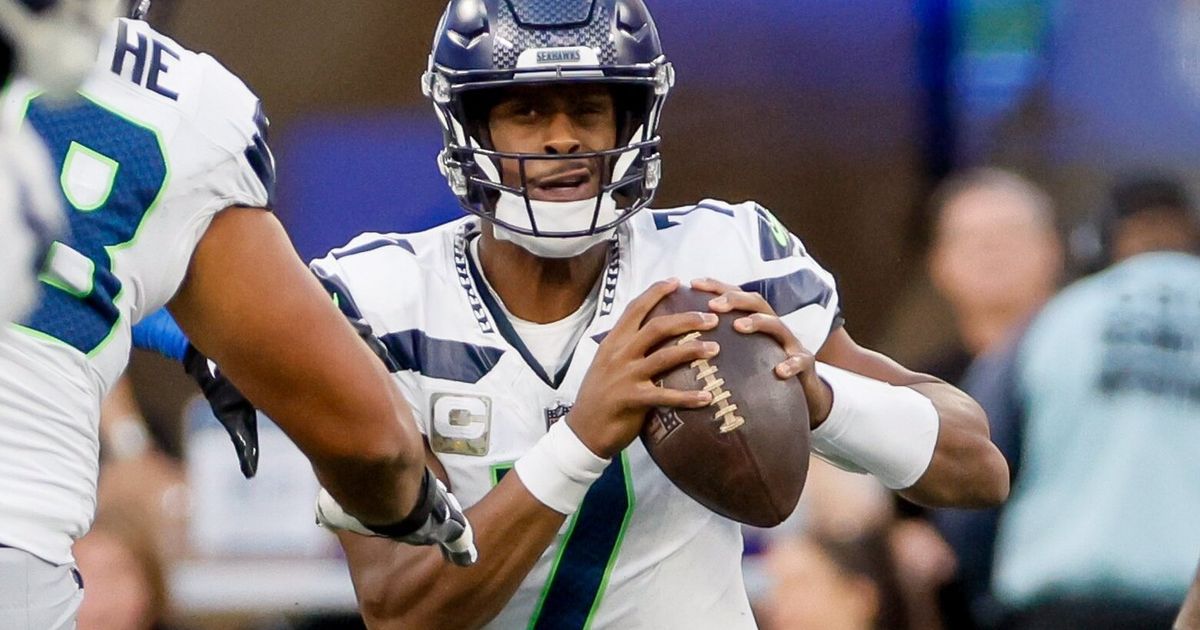 Geno Smith Makes Progress in Seahawks Practice Despite Limited Status