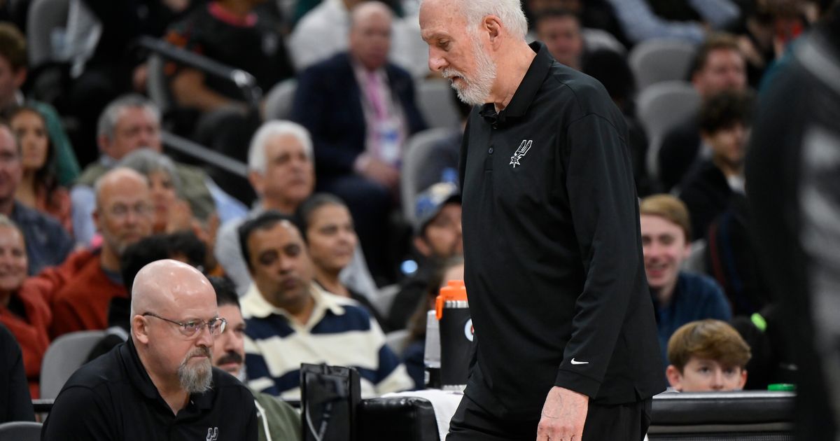 Gregg Popovich Criticizes Home Crowd for Booing Kawhi Leonard and the Los Angeles Clippers