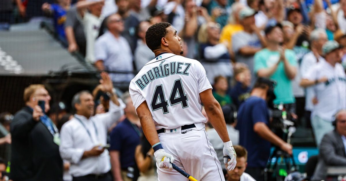 Julio Rodriguez of the Seattle Mariners Named American League Silver Slugger Award Winner