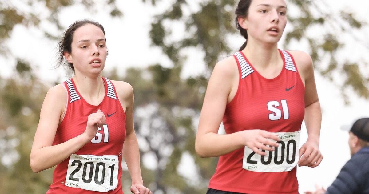 Mercer Island's Rodriguez Sisters Place First and Second at Girls State Cross Country Meet