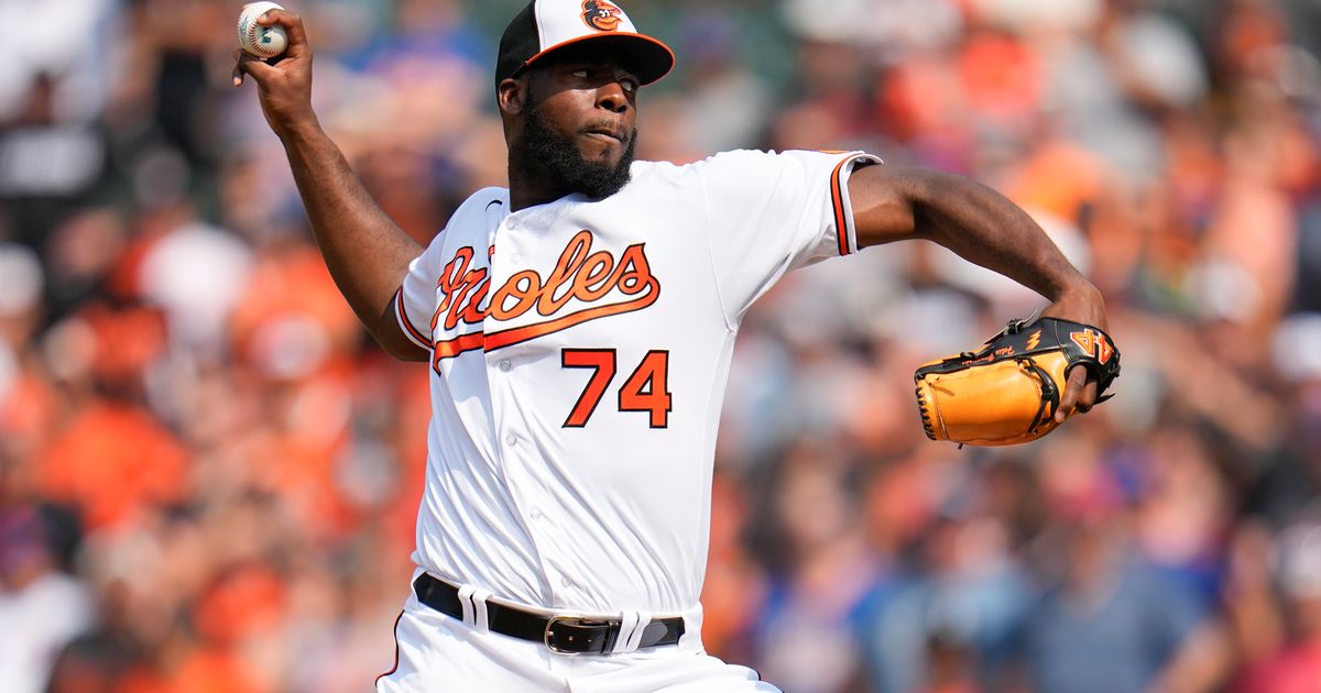 MLB Reliever of the Year Awards Presented to Baltimore's Félix Bautista and Milwaukee's Devin Williams