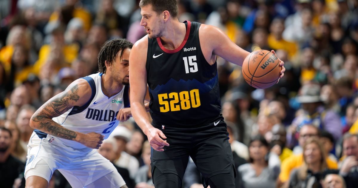 Nikola Jokic Records 33 Points to Lead Denver Nuggets to 125-114 Victory Over Dallas Mavericks in NBA Tournament Opener