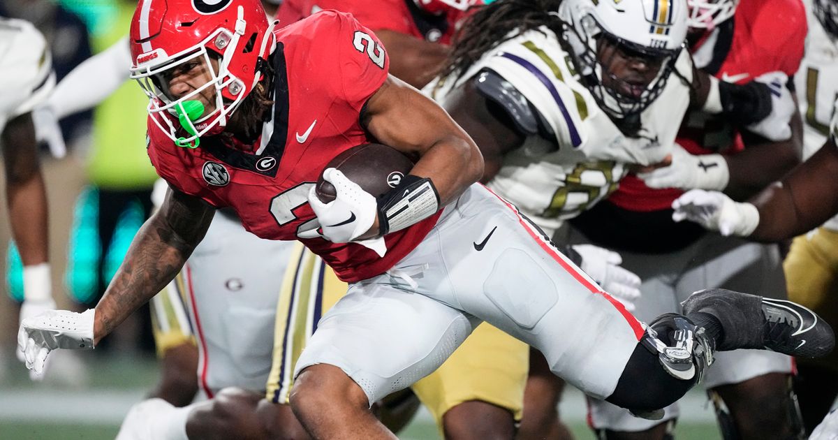No. 1 Georgia Defeats Georgia Tech 31-23, Milton Runs for 156 Yards and 2 TDs