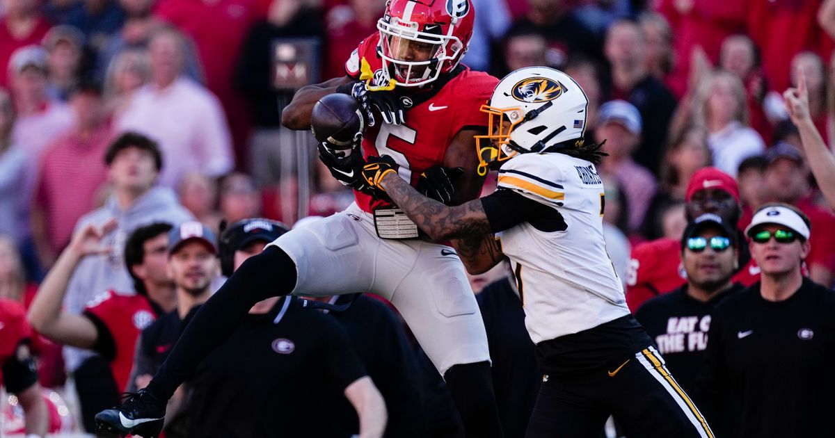 No. 1 Georgia Defeats No. 14 Missouri 30-21 with Key Late Pick from Stackhouse