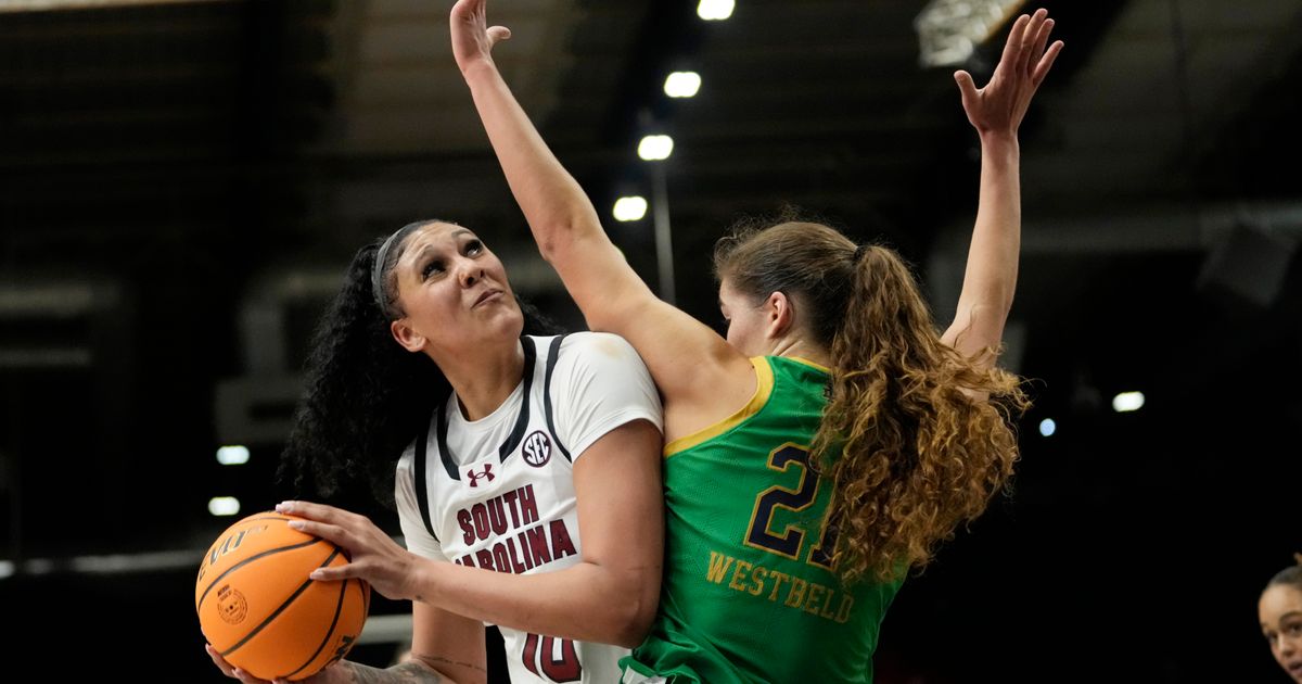 No. 6 South Carolina Defeats No. 10 Notre Dame 100-71 in Paris Behind Cardoso's Double-Double