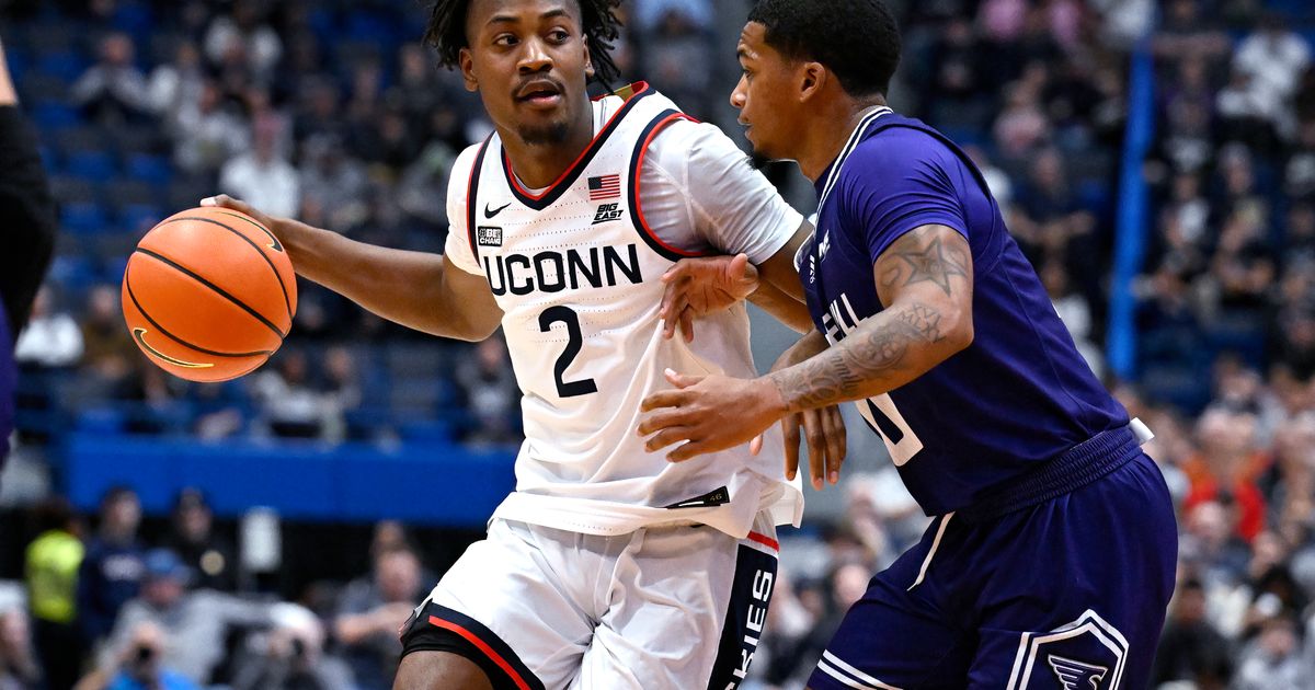 No. 6 UConn Defeats Stonehill College 107-67 Led by Newton's Double-Figure Performance