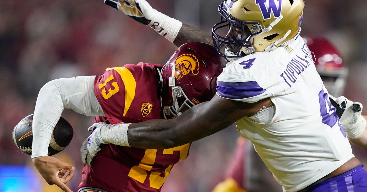 Oklahoma State Rises to No. 15 in AP Top 25 as USC Drops Out for First Time Under Lincoln Riley