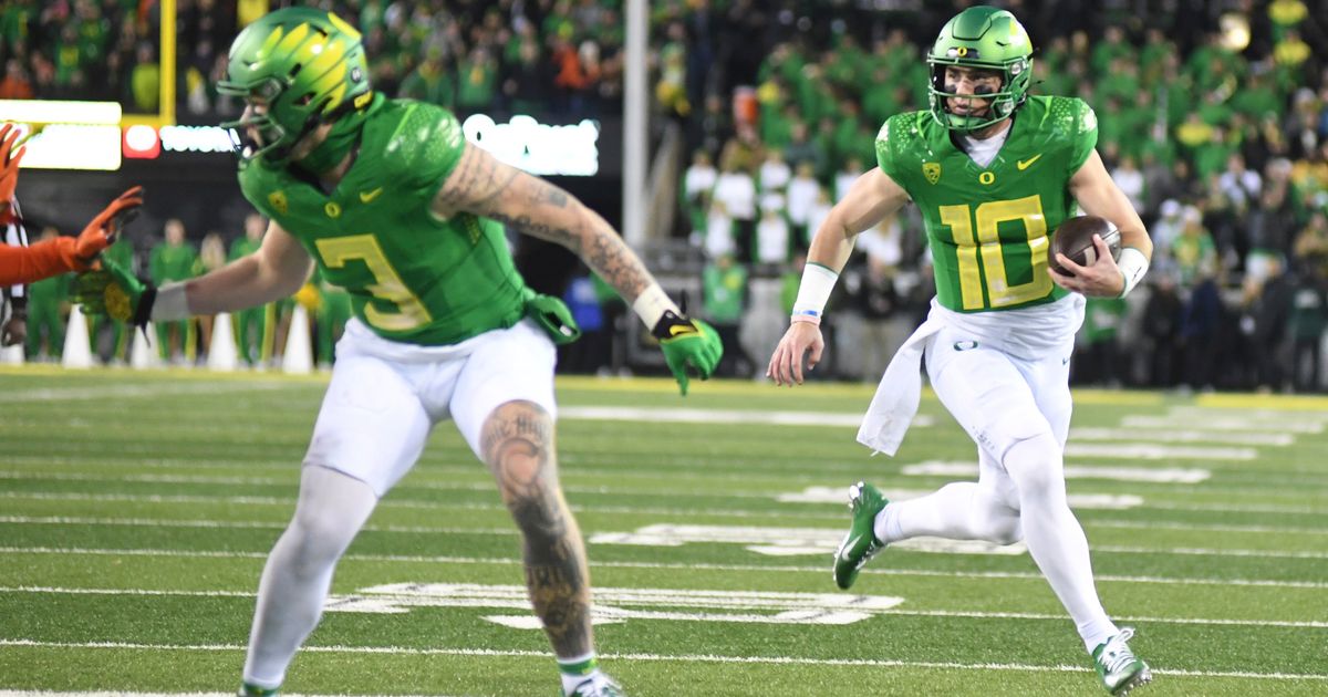 Oregon Secures Pac-12 Title Game Berth with 31-7 Victory over Oregon State in Final Rivalry Matchup for the Time Being