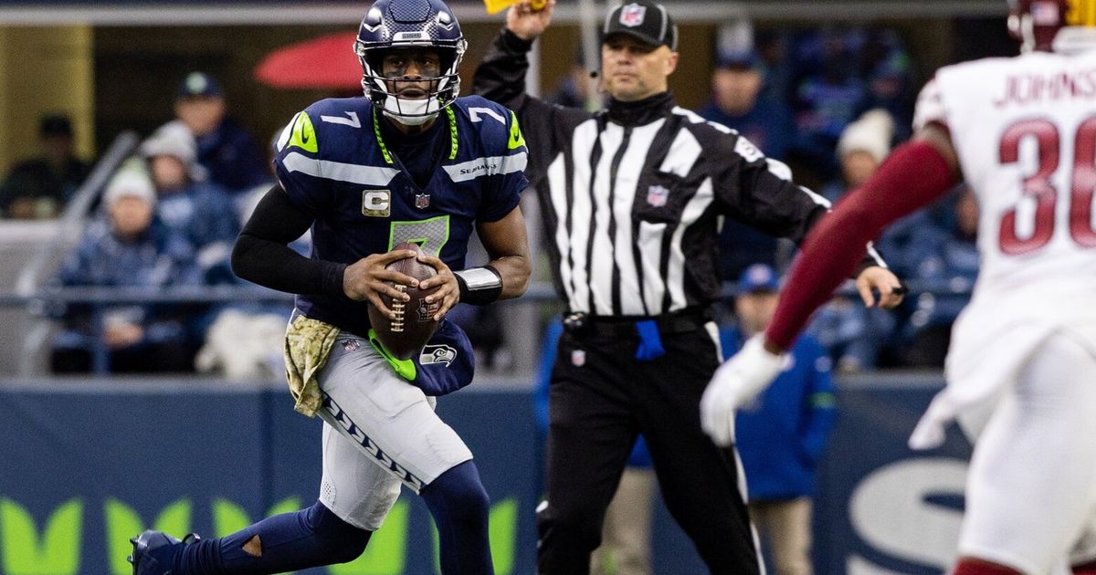 Seahawks Improve in Second Half to Defeat Commanders