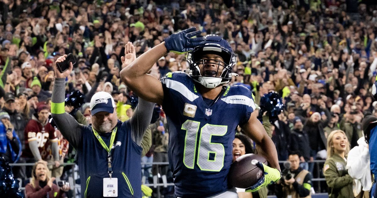 Seahawks' Tyler Lockett and Jamal Adams Listed as Questionable for Rams Matchup