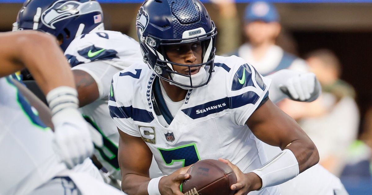 Seattle Seahawks QB Geno Smith Set to Face San Francisco 49ers; RB Kenneth Walker III Unlikely to Play