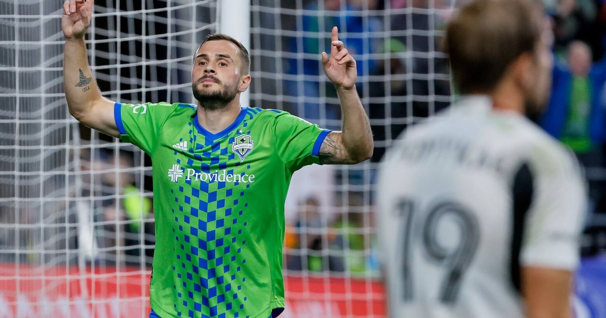 Seattle Sounders Face Must-Win Matchup Against FC Dallas in MLS Playoffs