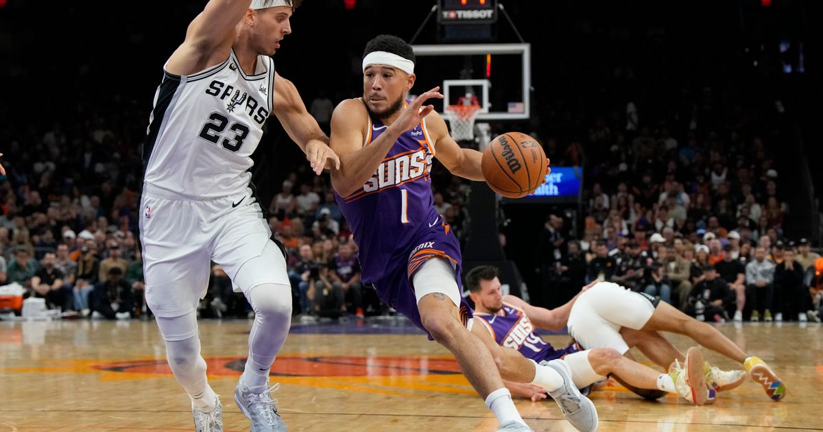 Spurs Defeat Suns 132-121 Behind Wembanyama's 38-Point Performance in Fourth Quarter