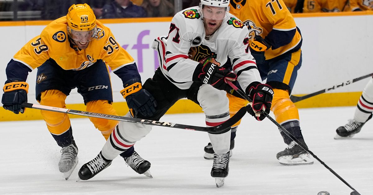 Taylor Hall Expected to Miss Remainder of Season with Right Knee Injury for Chicago Blackhawks