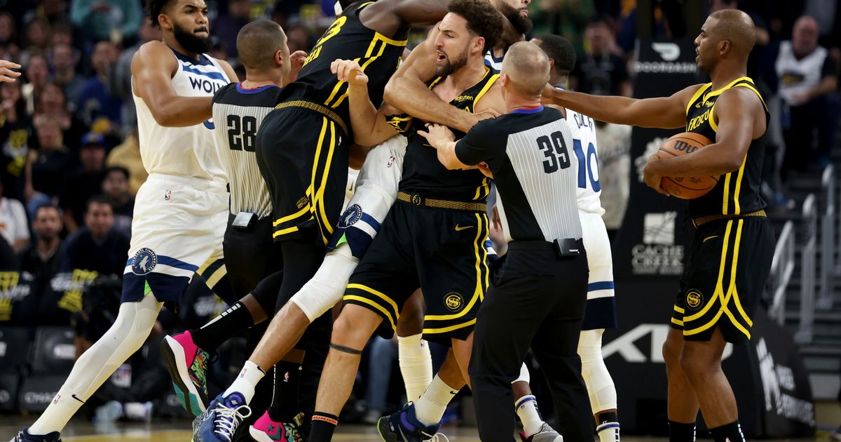 Timberwolves' Green, Warriors' Thompson and McDaniel Ejected After On-Court Scuffle