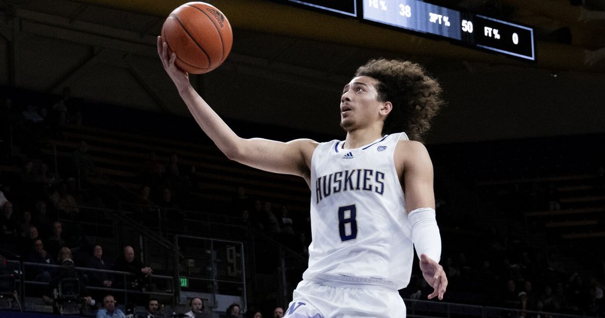 Washington Men's Basketball Team Defeats Xavier in Las Vegas Showcase