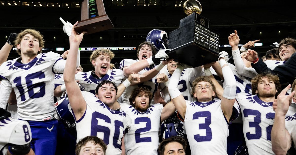 Anacortes High School Sets Scoring Records to Win First 2A State Football Championship