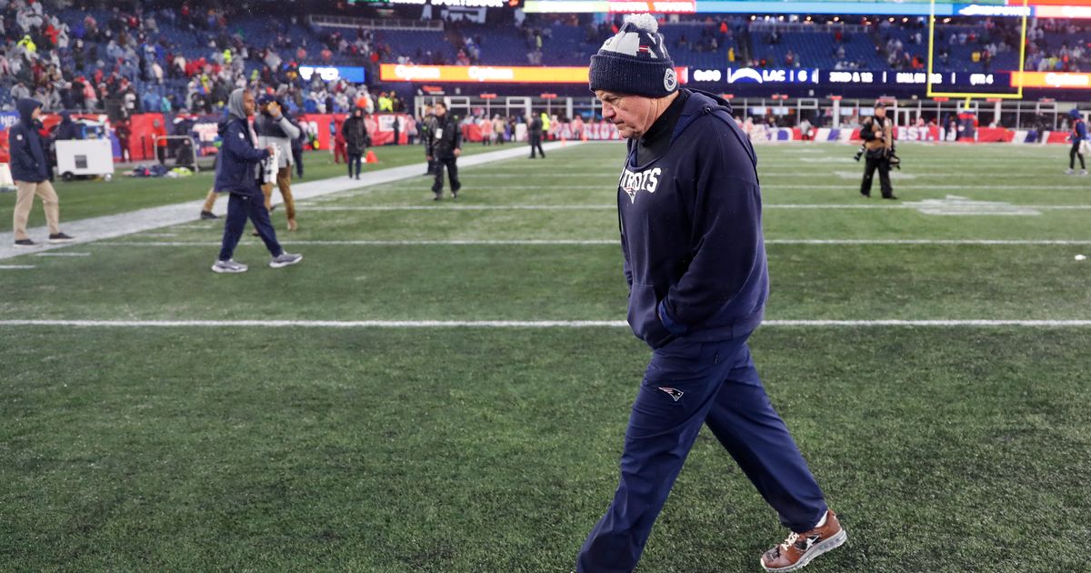 Bill Belichick Refuses to Discuss Future Plans, Focusing on Upcoming Kansas City Matchup