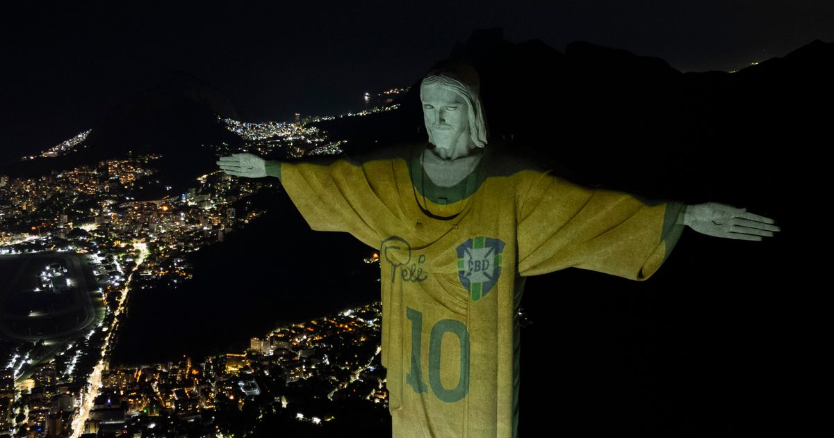 Brazil Commemorates Pelé's Legacy with Christ the Redeemer Donning His Jersey Number One Year After His Passing