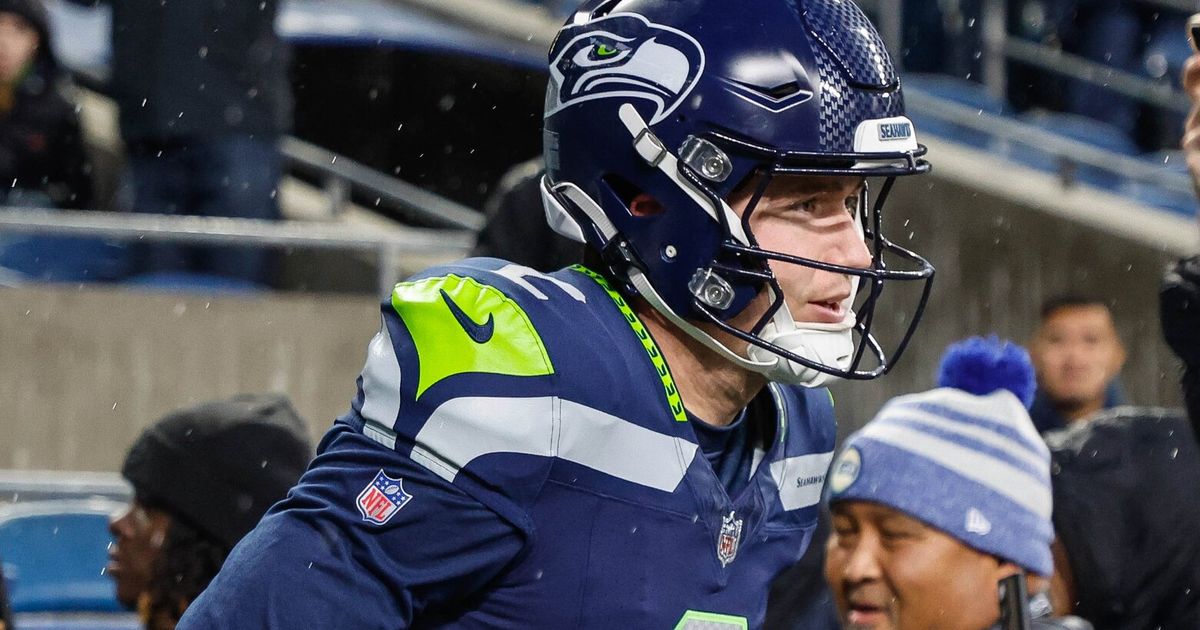 Drew Lock to Start at Quarterback for Seahawks in Week 12 Matchup Against Eagles, Geno Smith Active