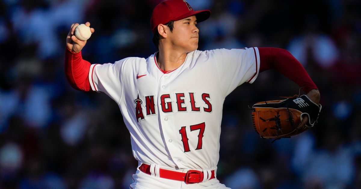 Giants Reportedly Offered Shohei Ohtani a Contract Comparable to Dodgers' $700M Deal