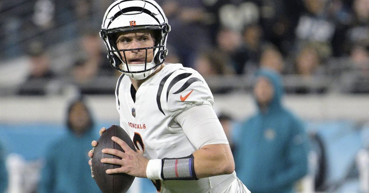 Jake Browning Seizes Opportunity to Play in NFL After Long Wait.