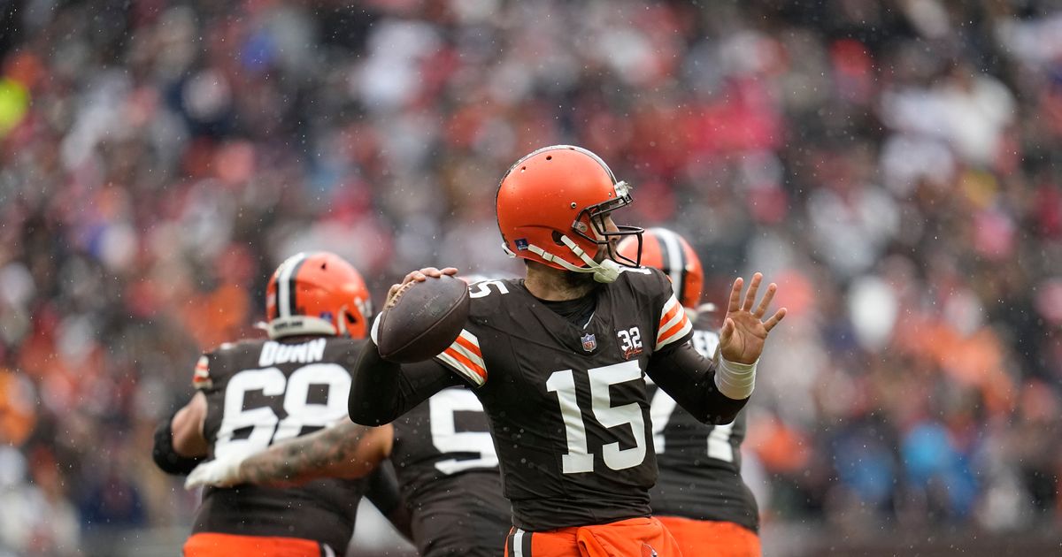 Joe Flacco Leads Cleveland Browns to 20-17 Victory Over Chicago Bears with 374 Passing Yards