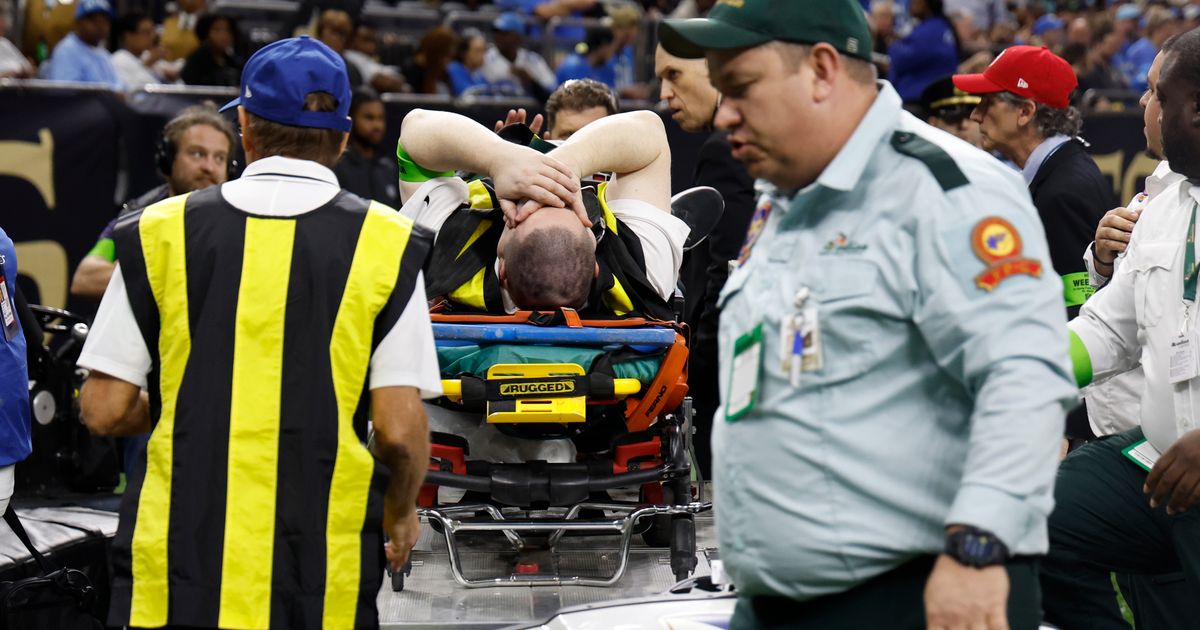 Lions-Saints Game Results in Chain Crew Member Suffering Knee Dislocation